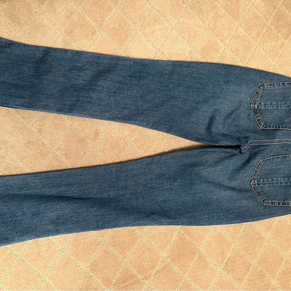 Rag & Bone jeans. Excellent condirion. Size 25. Slit on bottom. Super soft - Picture 1 of 4